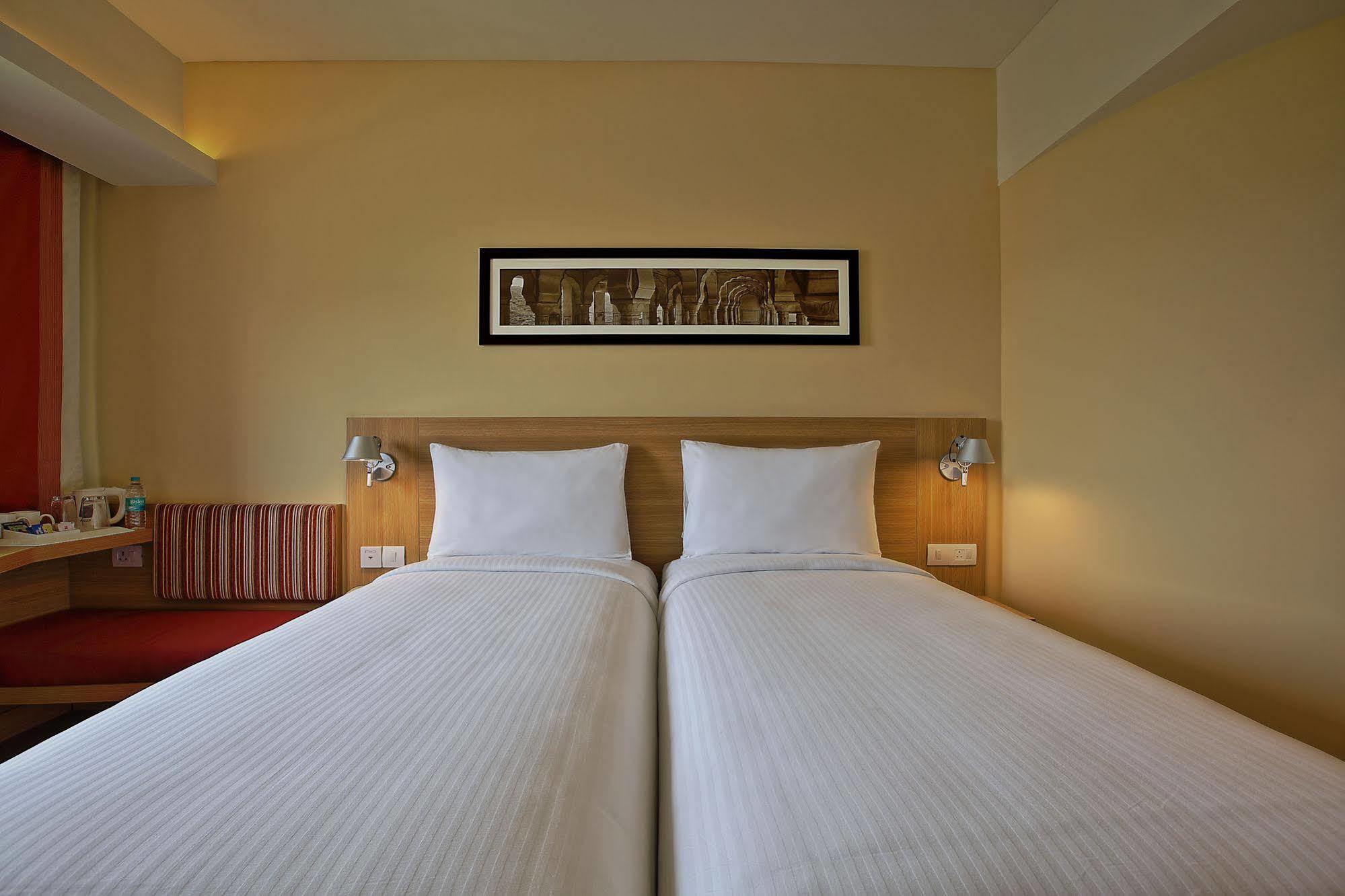 Ibis Pune Viman Nagar - An Accor Brand Exterior photo